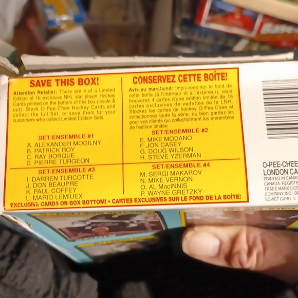 O-pee-chee 1990-91 hockey 36 unopened sealed packs with special insert Russian c - Picture 8 of 12